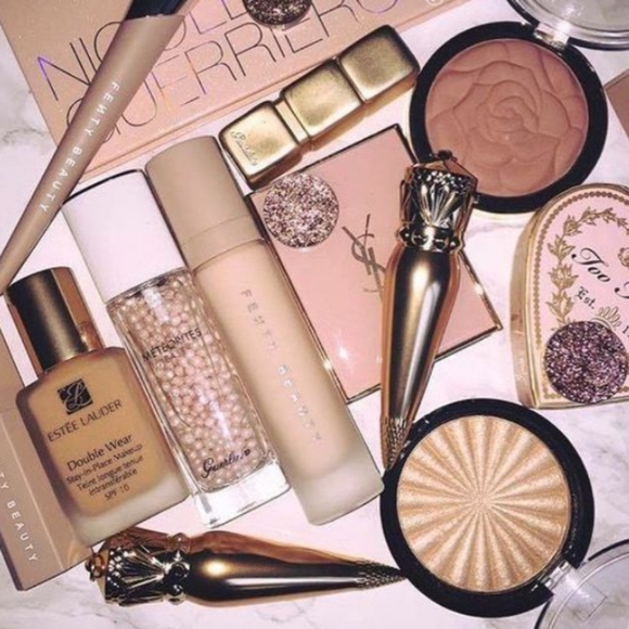 Makeup. - Picture 5 of 5